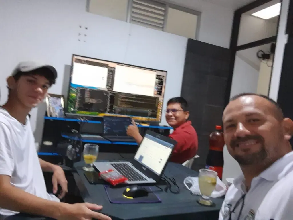 Imagen equipo fundador - JnixSoft